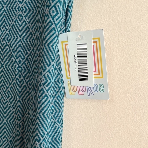 NWT Lularoe Classic T L - Picture 5 of 7